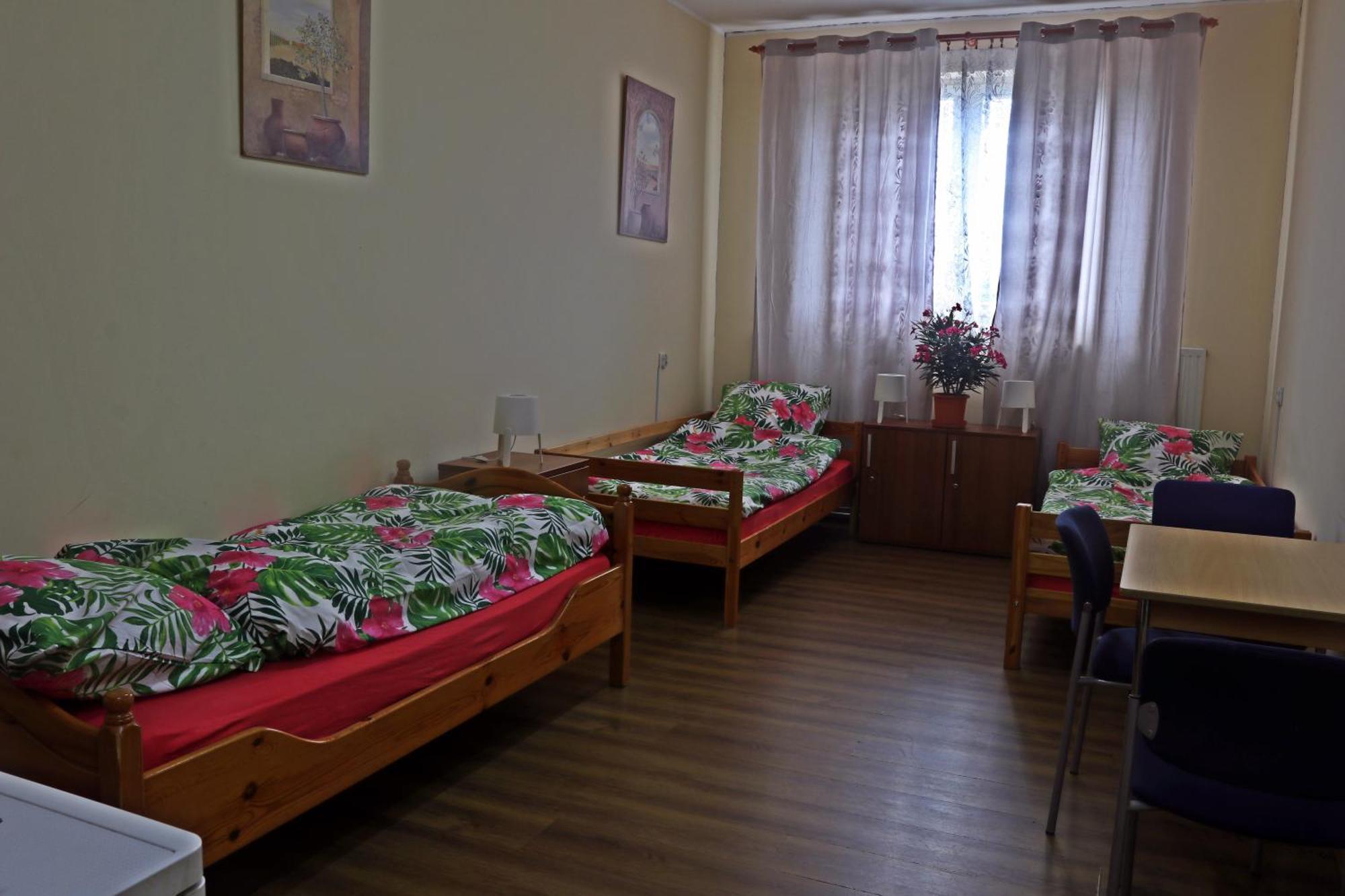 Hotel Dworek Вроцлав Екстериор снимка